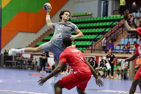 ينتظر قمة الزمالك والترجي.. الأهلي يتأهل إلى نهائي كأس الكؤوس الأفريقية